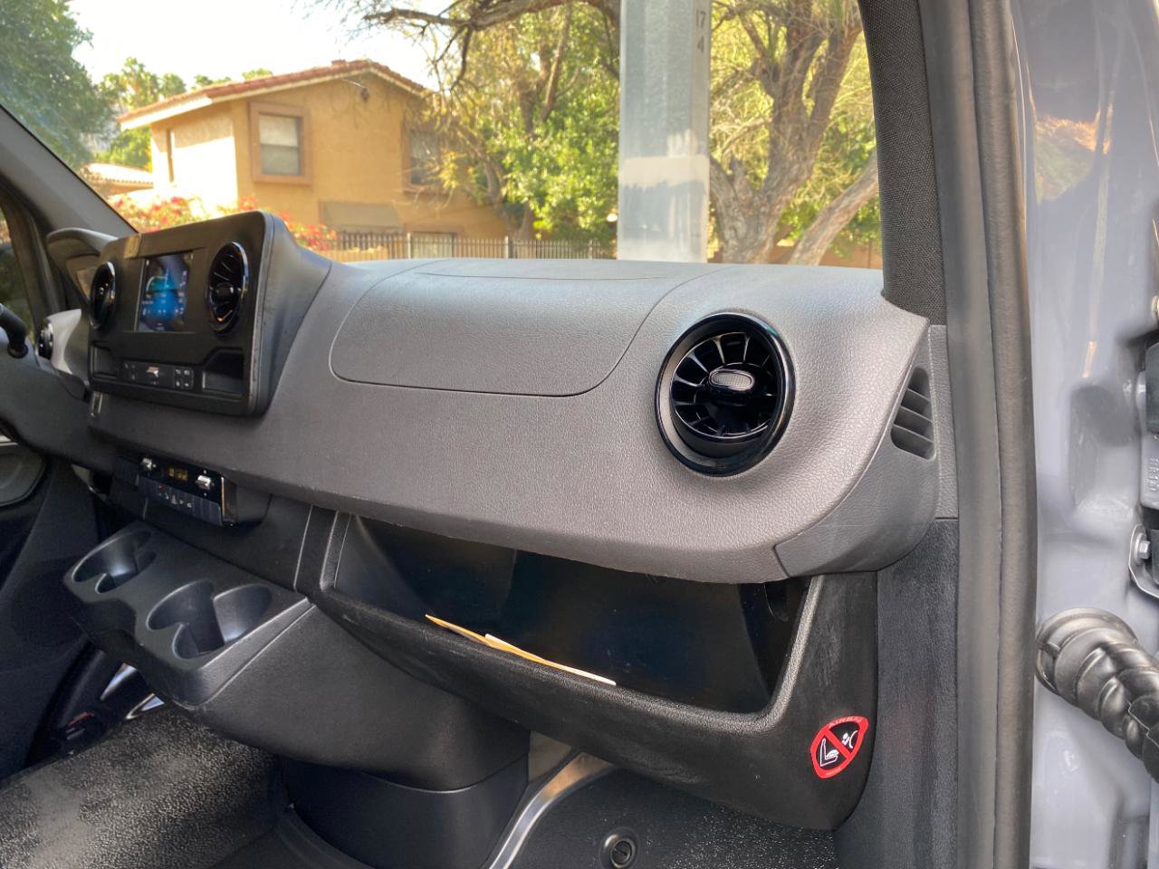 Used 2023 Mercedes-Benz Sprinter 2500 image 40