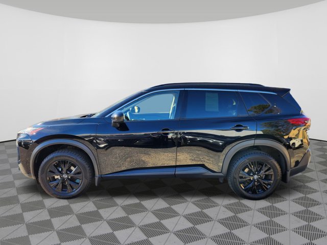 Certified 2023 Nissan Rogue SV w/ SV Premium B Package AWD/4WD image 5