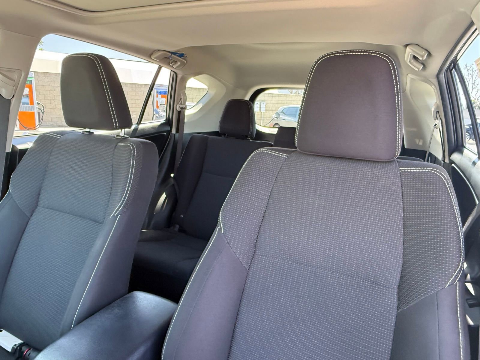 Used 2018 Toyota RAV4 XLE w/ Plus Extra Value Package image 22