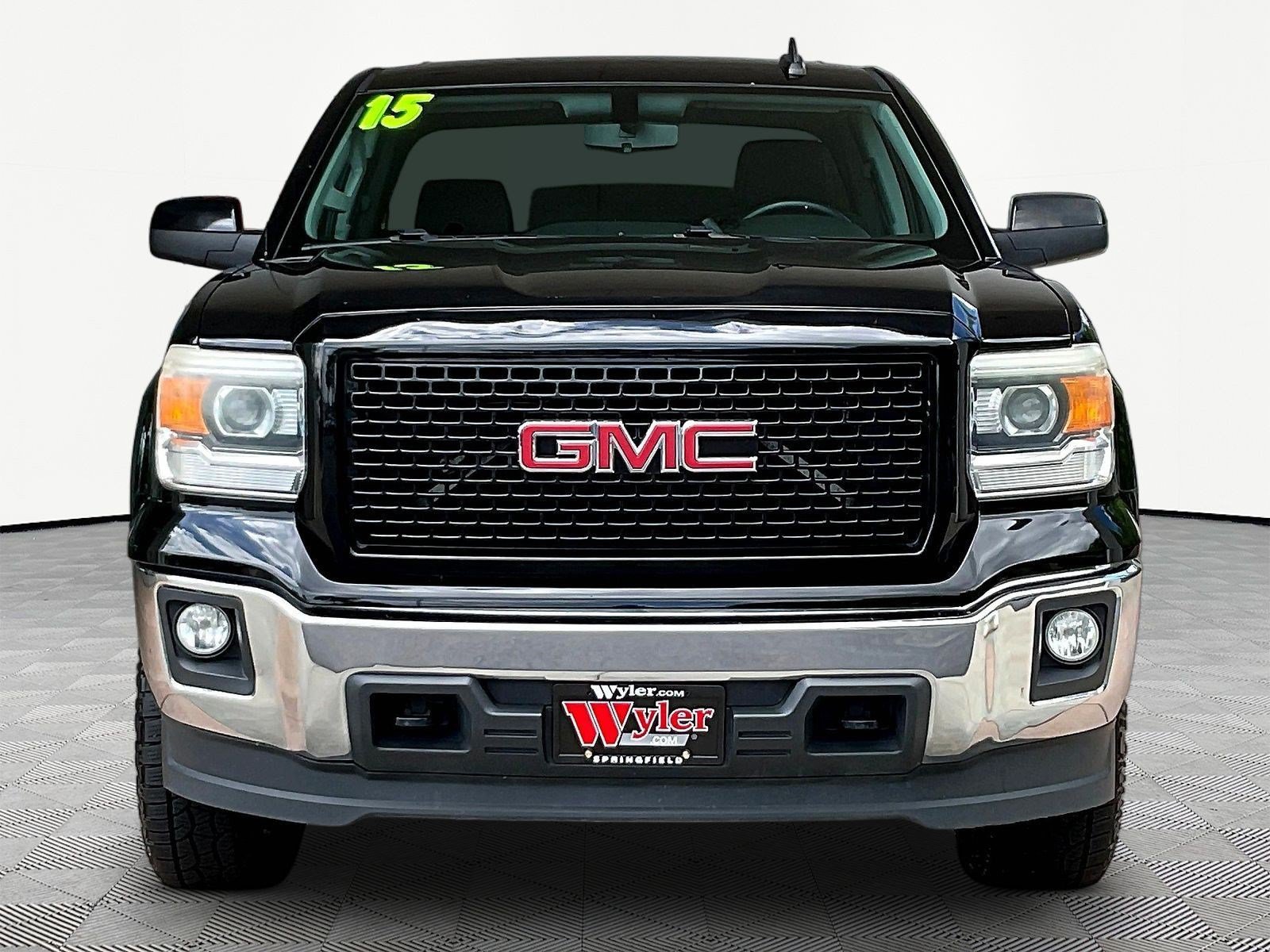 Used 2015 GMC Sierra 1500 SLE w/ SLE Value Package AWD/4WD image 2