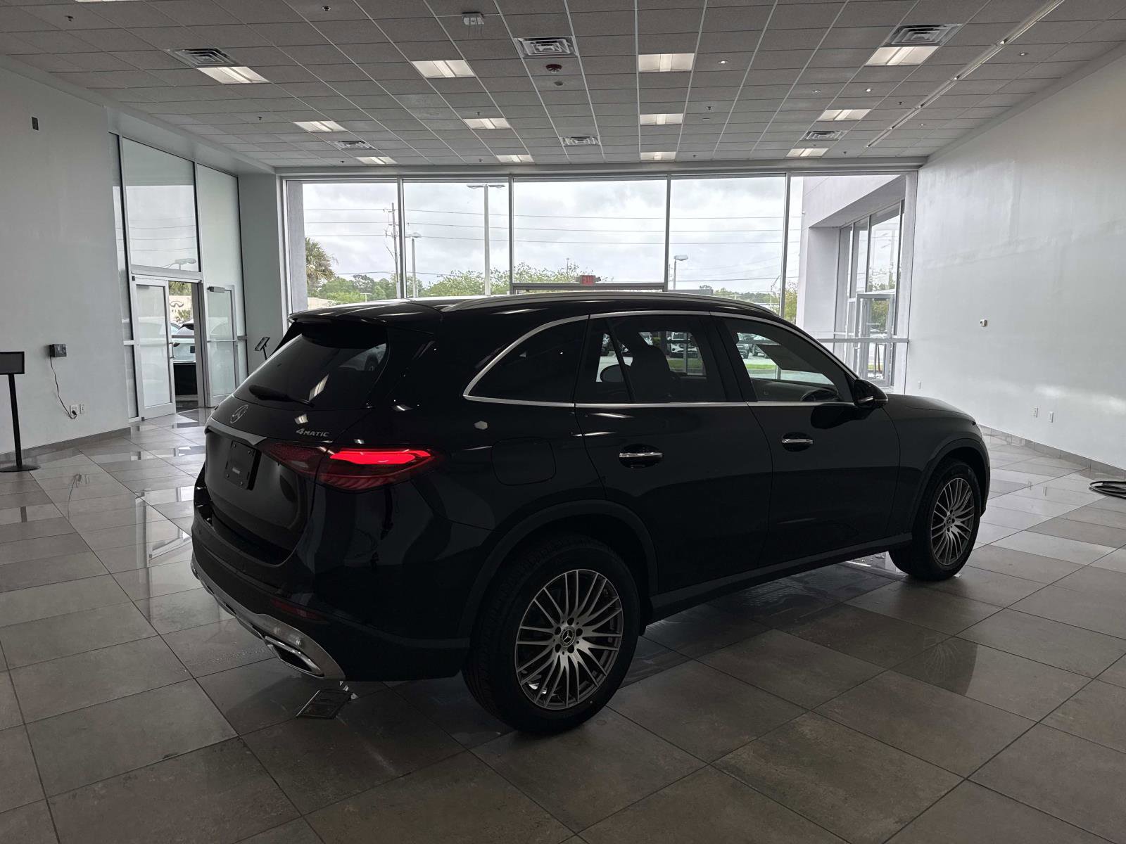 New 2026 Mercedes-Benz GLC 300 4MATIC image 5