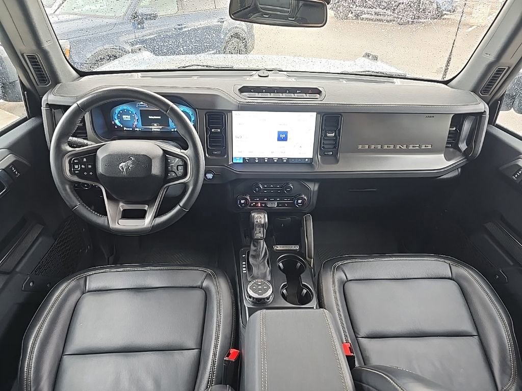Used 2025 Ford Bronco Badlands AWD/4WD image 11