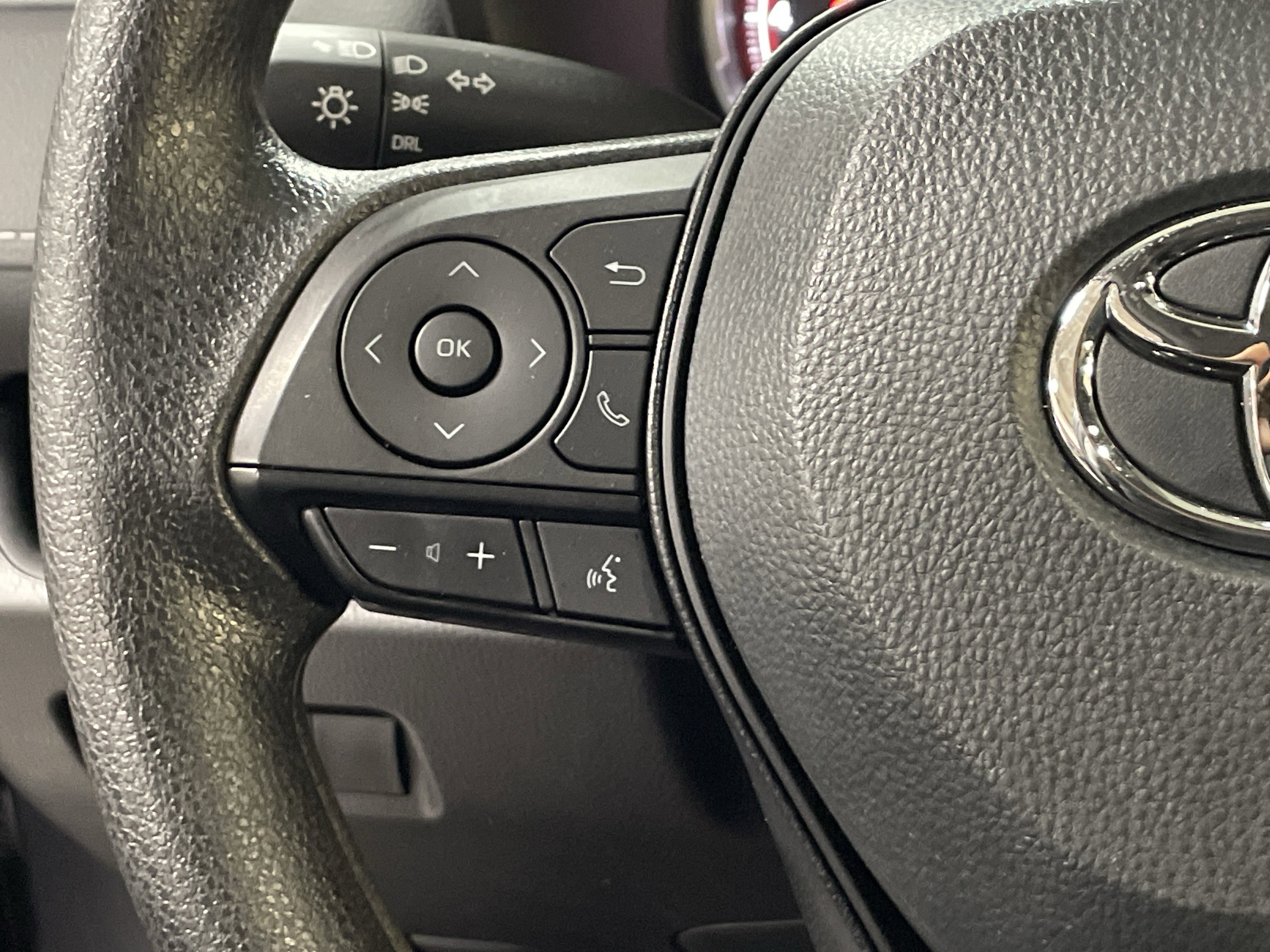 Certified 2025 Toyota RAV4 LE image 19