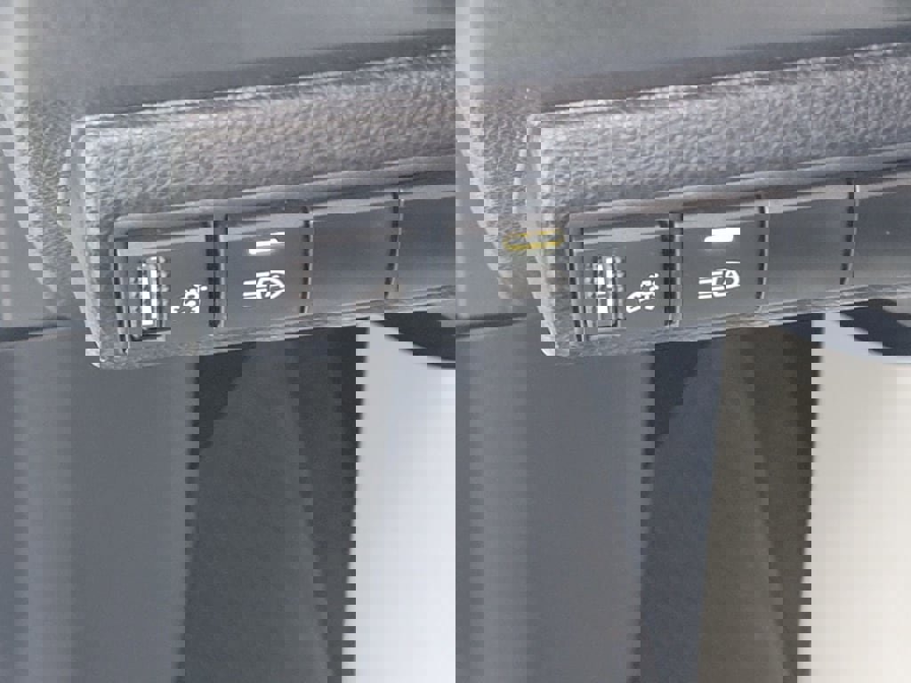 Certified 2023 Toyota Corolla SE image 17