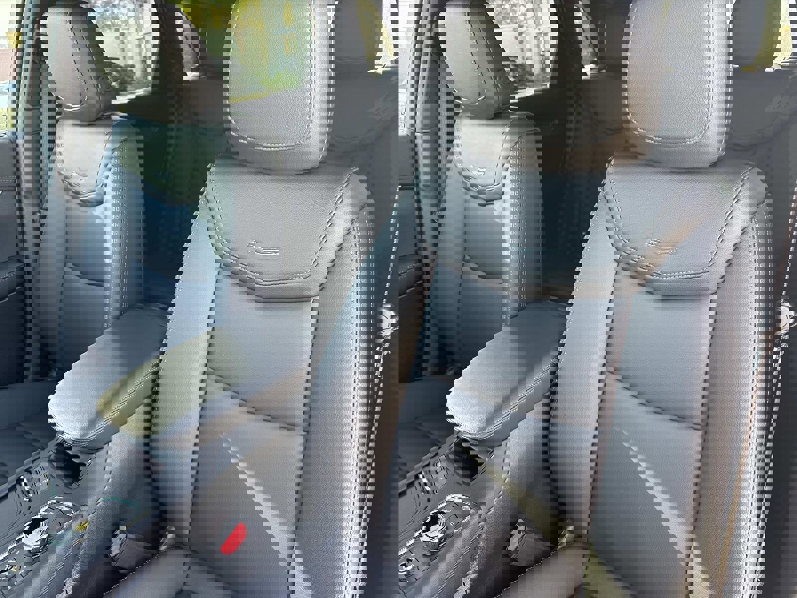 New 2026 Cadillac XT5 Luxury image 22