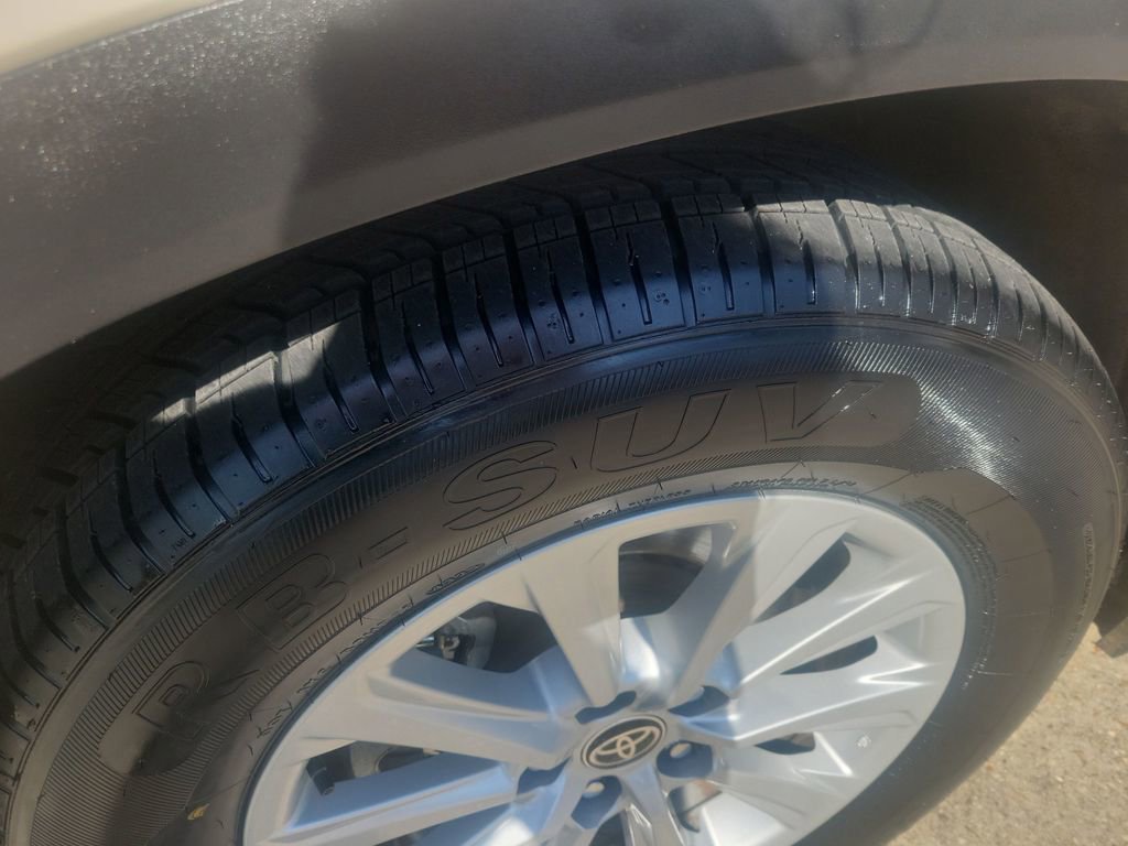 Used 2024 Toyota Grand Highlander XLE image 75