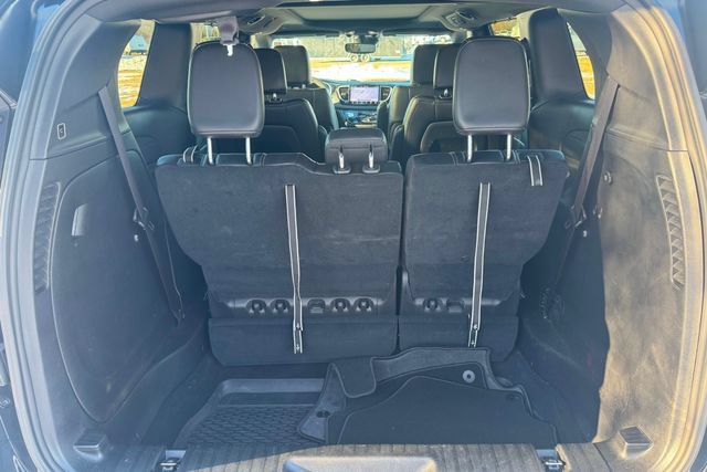 Used 2025 Chrysler Pacifica Select AWD/4WD image 15