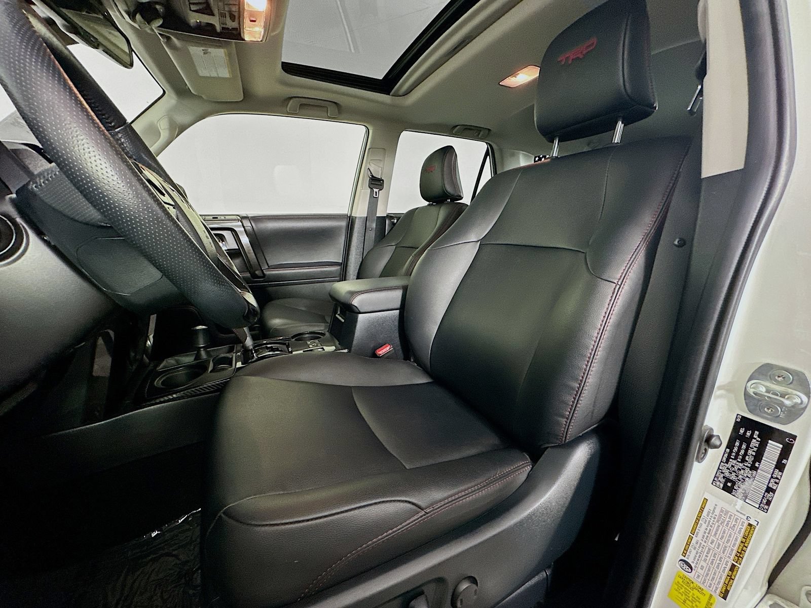 Certified 2024 Toyota 4Runner TRD Off-Road Premium w/ Moonroof Package AWD/4WD image 21