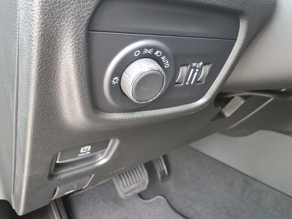 New 2026 Jeep Grand Cherokee L 4WD image 24