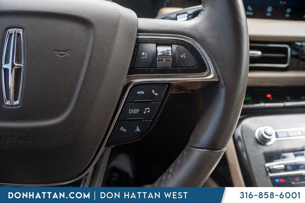 Used 2022 Lincoln Nautilus Reserve AWD/4WD image 13