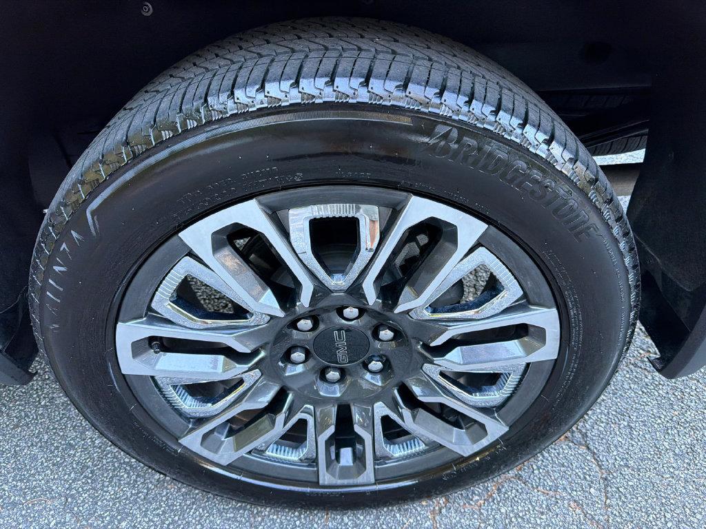 Used 2026 GMC Sierra 1500 Denali Ultimate AWD/4WD image 19