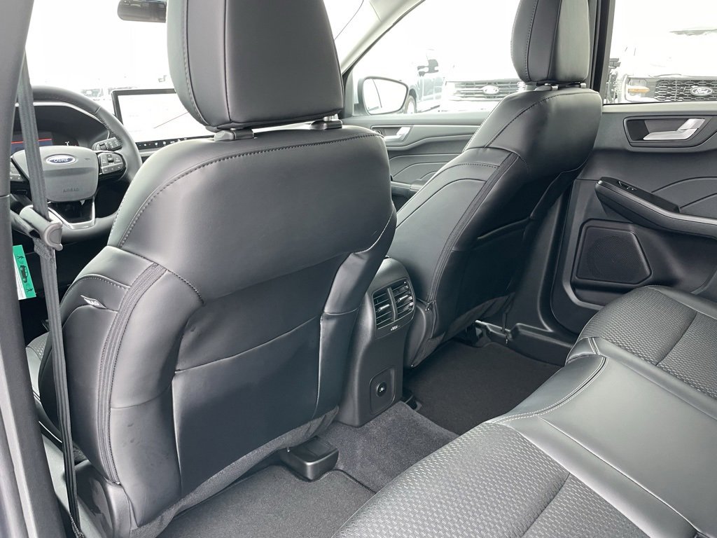 New 2026 Ford Escape SE image 56