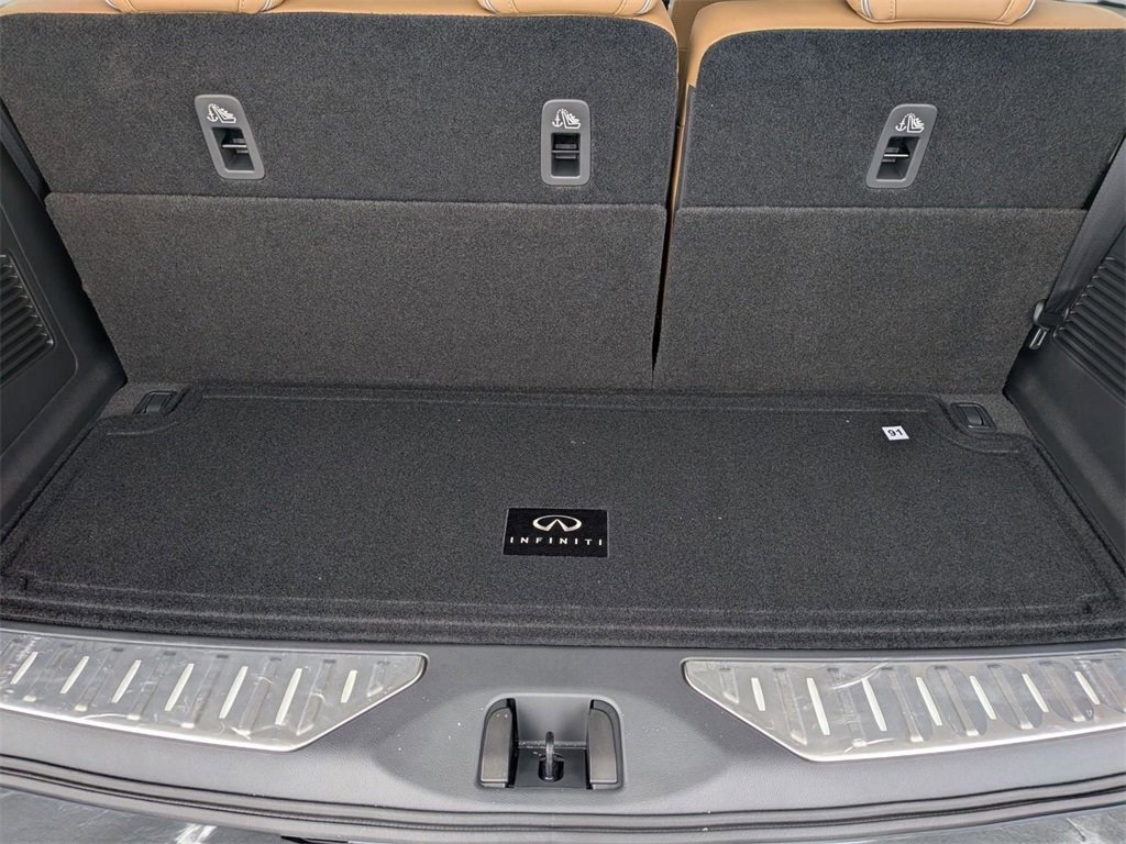 New 2026 INFINITI QX80 Luxe image 30