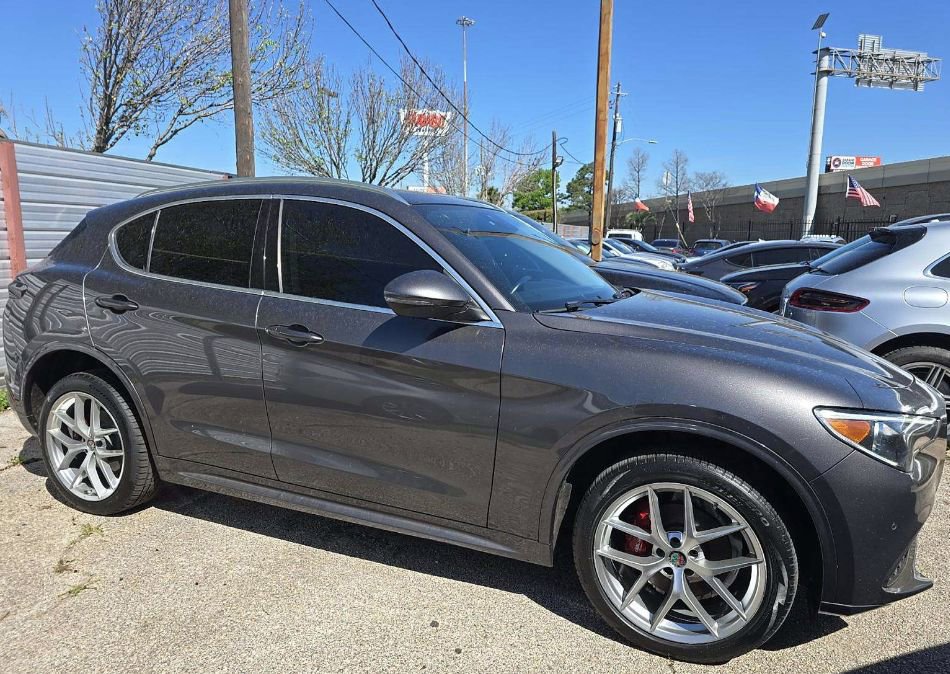 Used 2021 Alfa Romeo Stelvio Ti w/ Active Assist 2 Package TI image 15