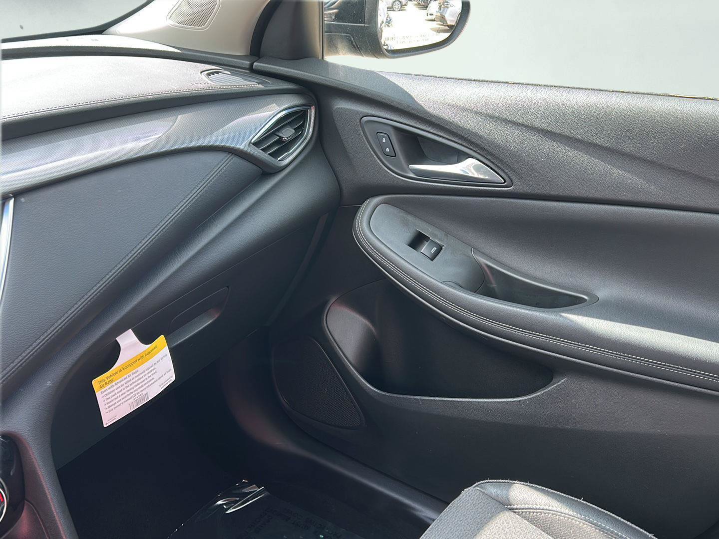Used 2020 Buick Encore GX Select FWD image 17