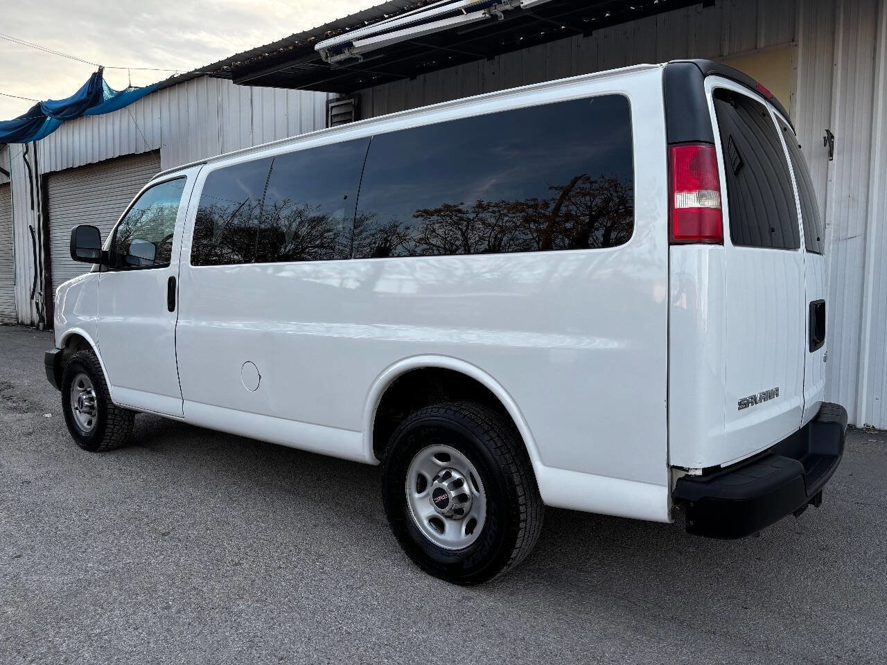 Used 2014 GMC Savana 3500 LS image 6