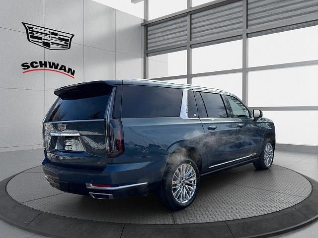 New 2026 Cadillac Escalade ESV Luxury w/ Touring Package AWD/4WD image 4