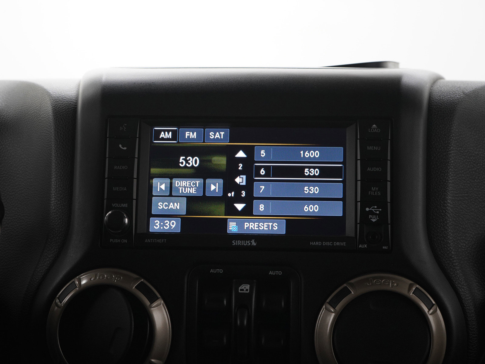 Used 2016 Jeep Wrangler Unlimited Sahara image 16