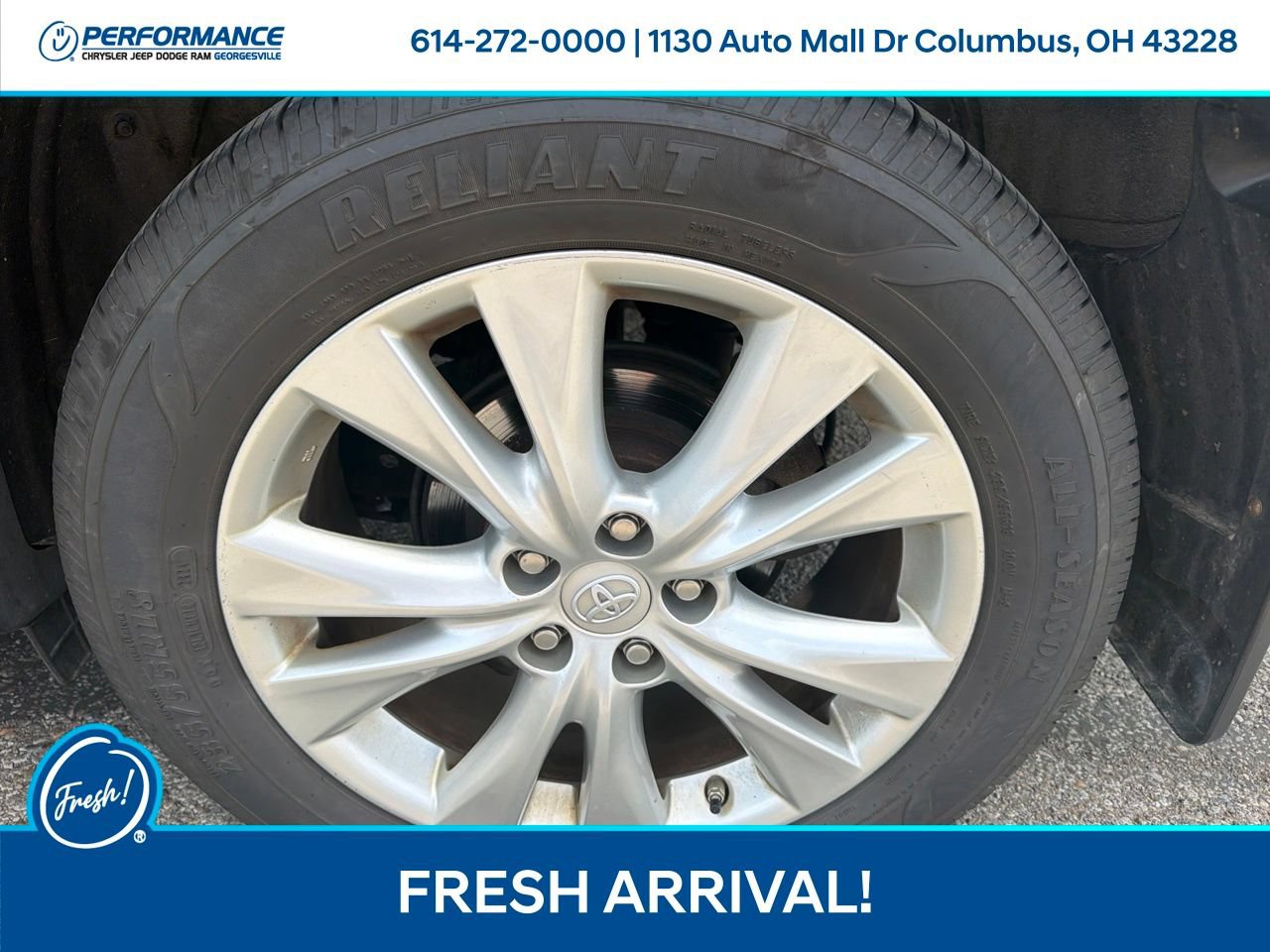 Used 2013 Toyota RAV4 Limited AWD/4WD image 23