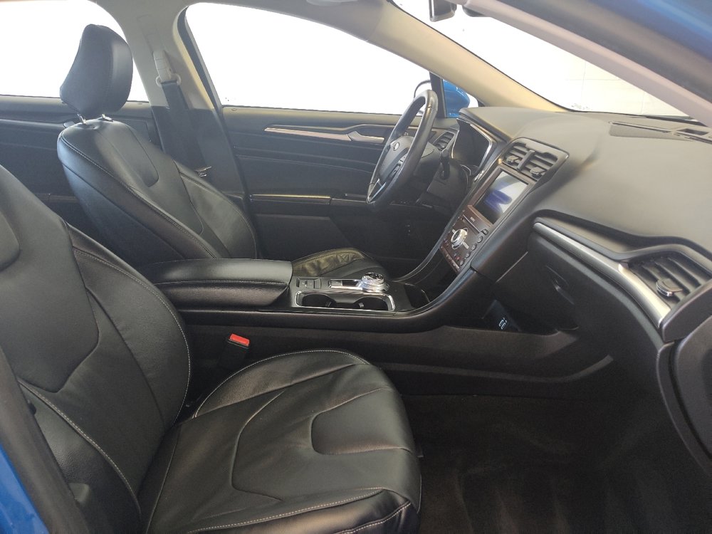 Used 2020 Ford Fusion Energi Titanium image 21
