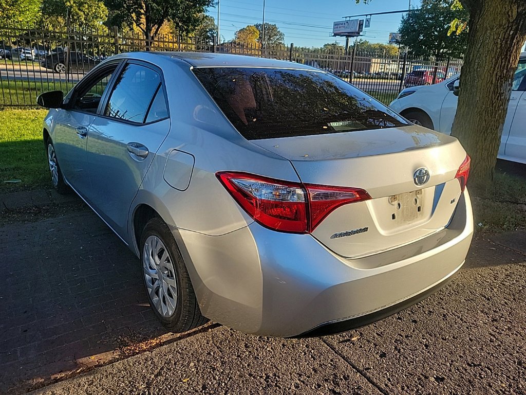 Used 2017 Toyota Corolla LE FWD image 4