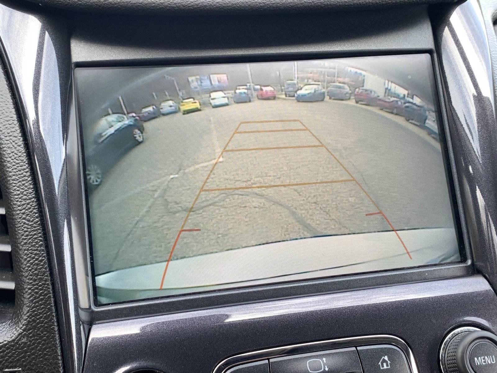 Used 2018 Chevrolet Impala Premier w/ Premier Convenience Package image 17