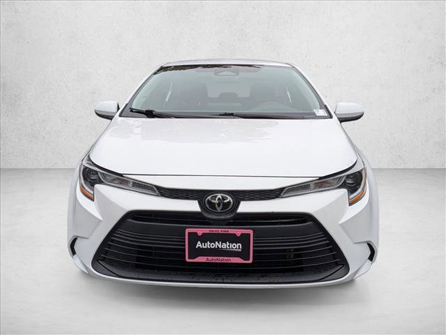 Used 2023 Toyota Corolla LE image 2