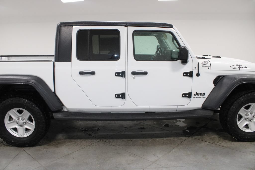 Used 2020 Jeep Gladiator Sport w/ Quick Order Package 24S AWD/4WD image 11