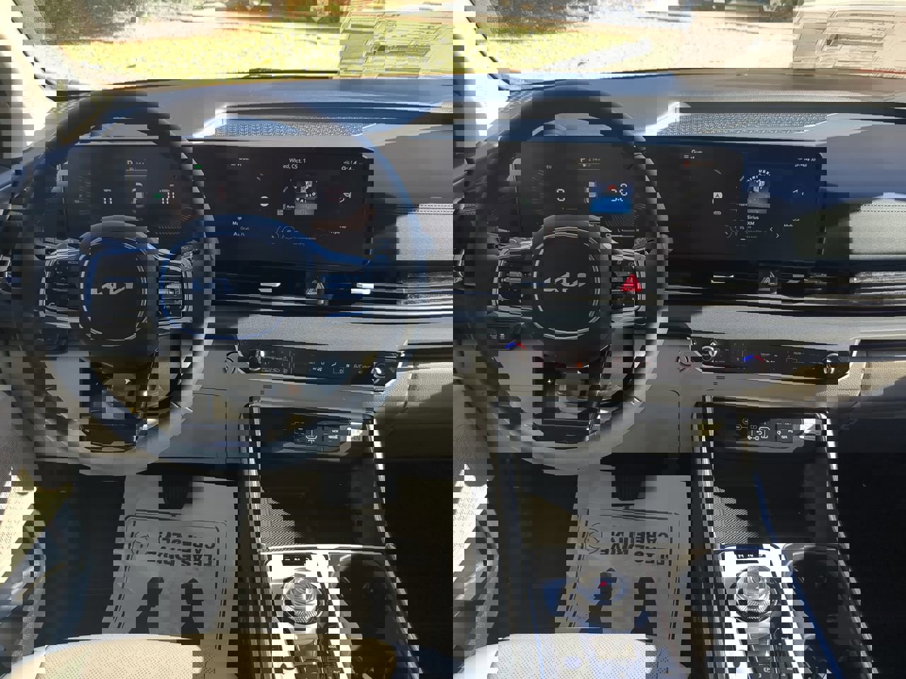 New 2026 Kia Carnival EX image 13