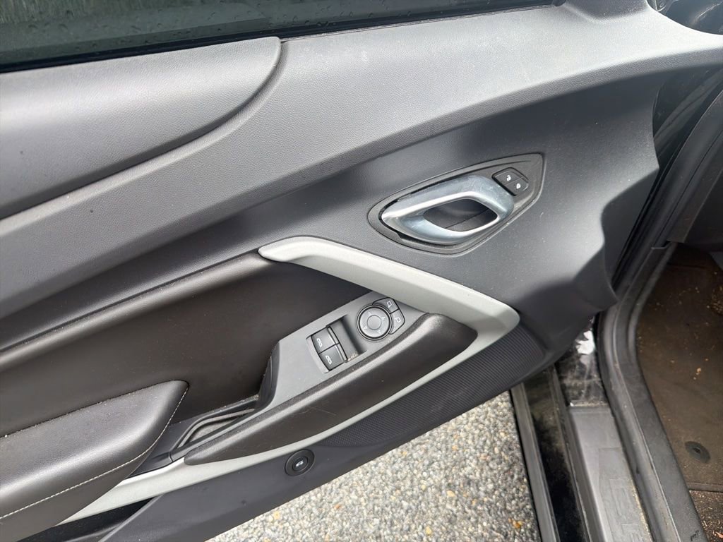Used 2023 Chevrolet Camaro LT RWD image 13