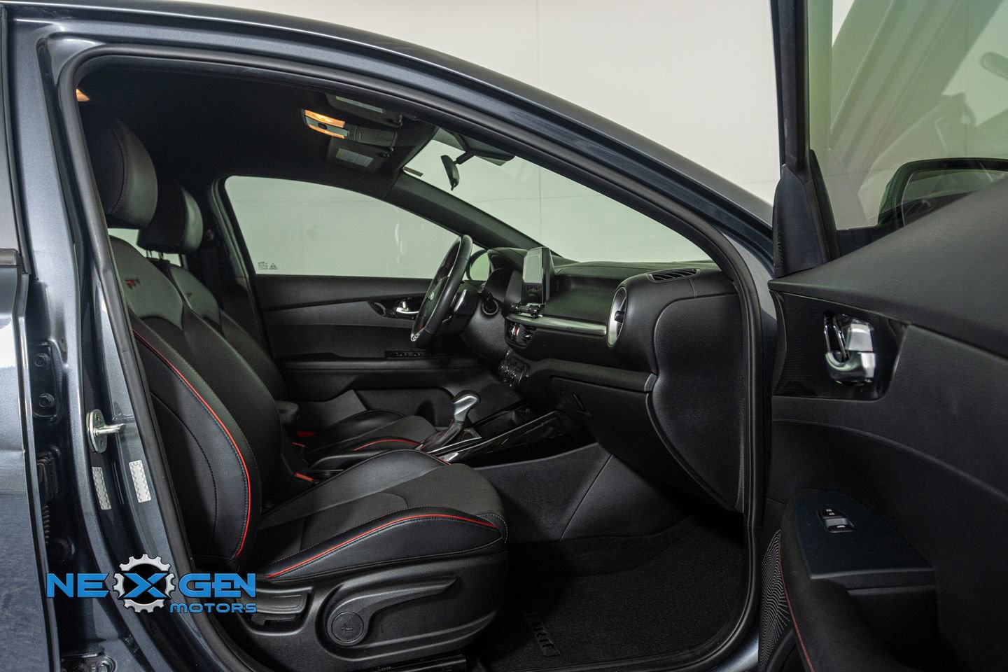 Used 2020 Kia Forte GT FWD image 36