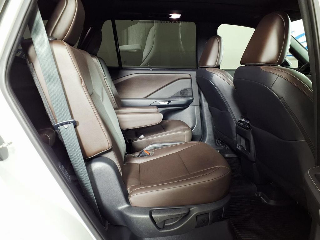 Used 2024 Lexus TX 350 FWD w/ Captains Chair Package image 11