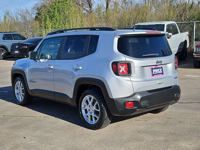 Used 2021 Jeep Renegade Latitude w/ Sun & Sound Group image 8
