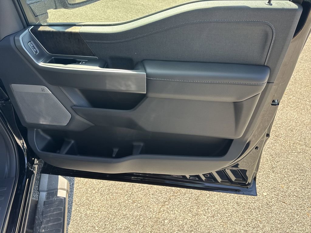 New 2026 Ford F350 Lariat w/ Black Appearance Package image 14