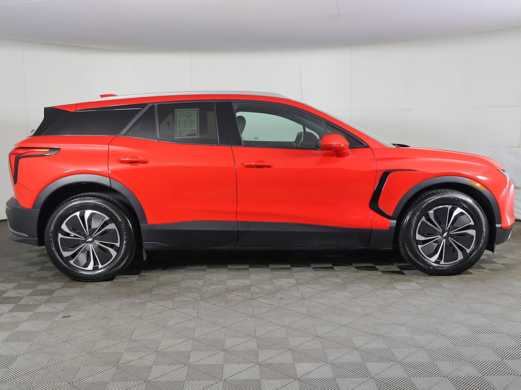 Used 2024 Chevrolet Blazer EV LT AWD/4WD image 21