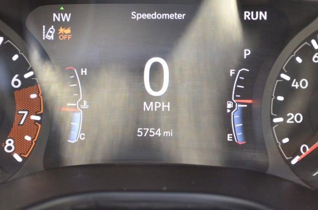 Used 2022 Jeep Compass Latitude w/ Sun and Sound Group AWD/4WD image 23