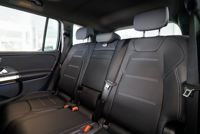 New 2026 Mercedes-Benz GLB 35 AMG 4MATIC image 33