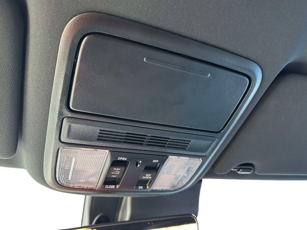 Used 2022 Honda Passport EX-L image 31