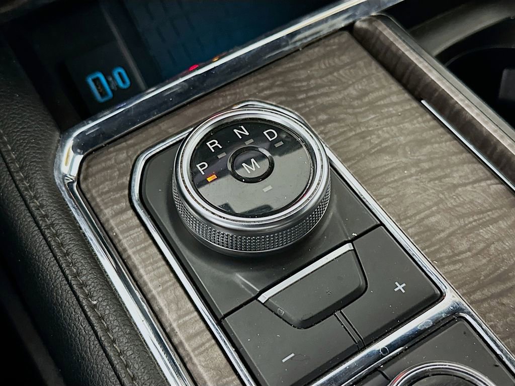 Used 2021 Ford Expedition Max Limited image 25