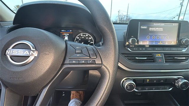 Used 2024 Nissan Altima 2.5 S image 17