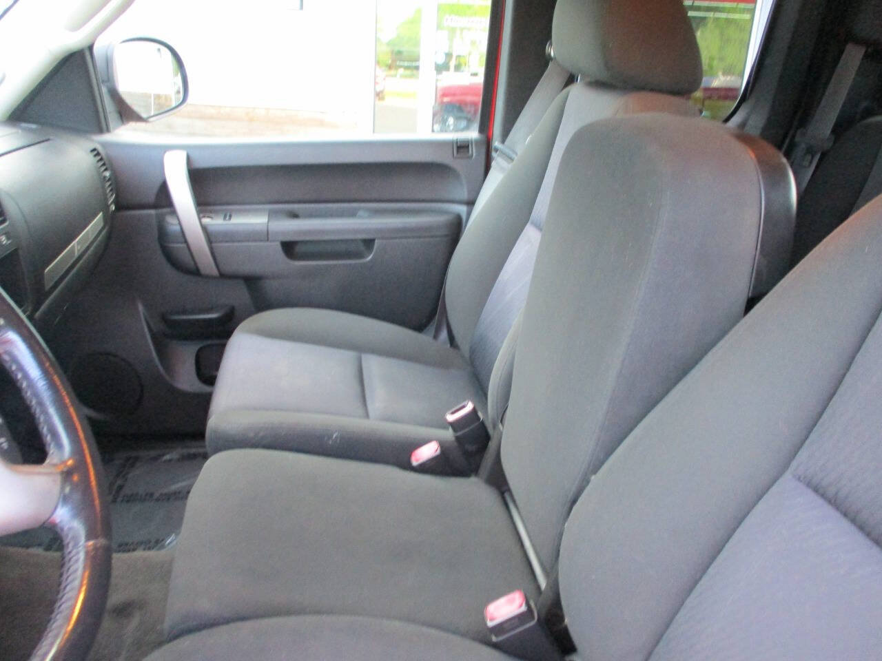 Used 2011 Chevrolet Silverado 1500 LT w/ All-Star Edition AWD/4WD image 16