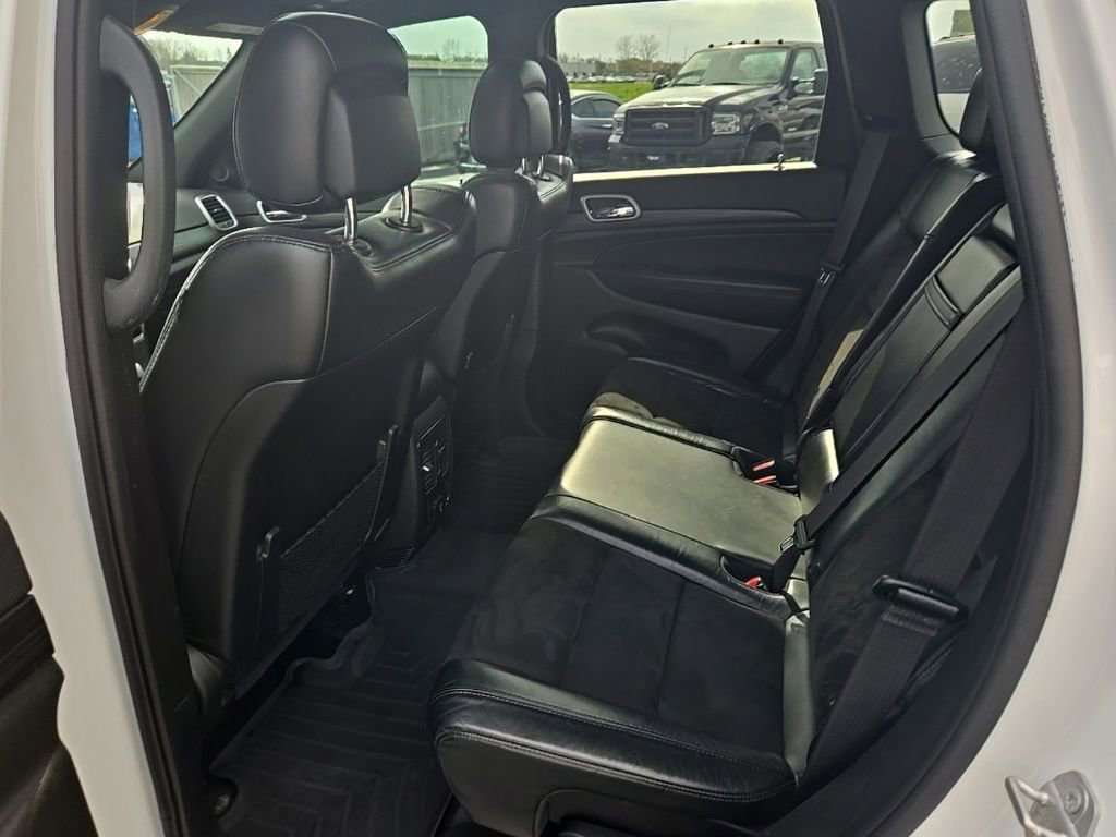 Used 2021 Jeep Grand Cherokee Laredo X AWD/4WD image 25