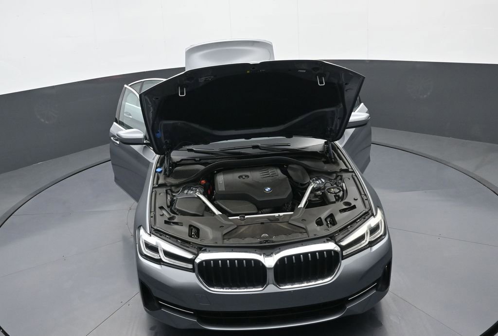 Used 2023 BMW 530i xDrive AWD/4WD image 37