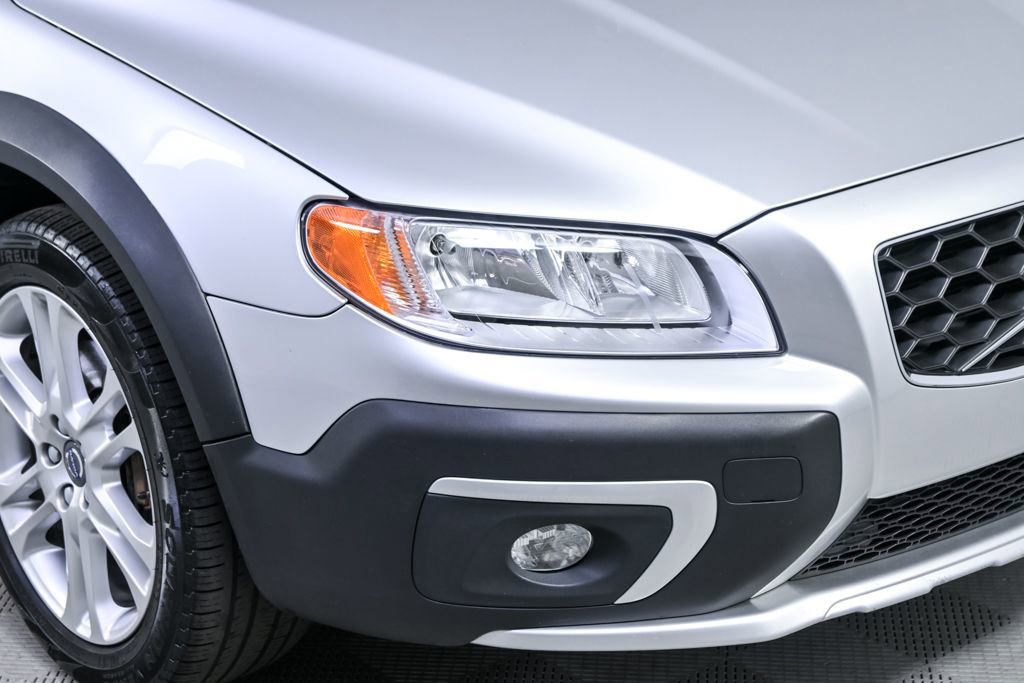 Used 2016 Volvo XC70 T5 Premier w/ Proximity Package AWD/4WD image 35