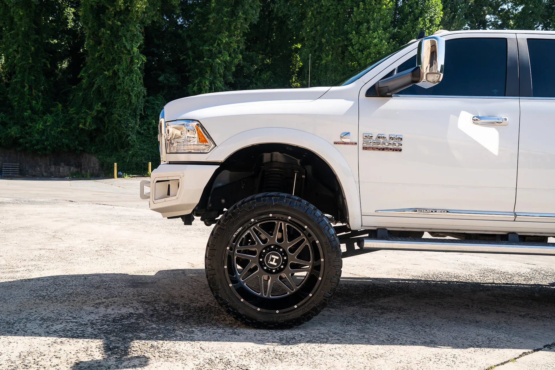 Used 2018 RAM 2500 Limited AWD/4WD image 3