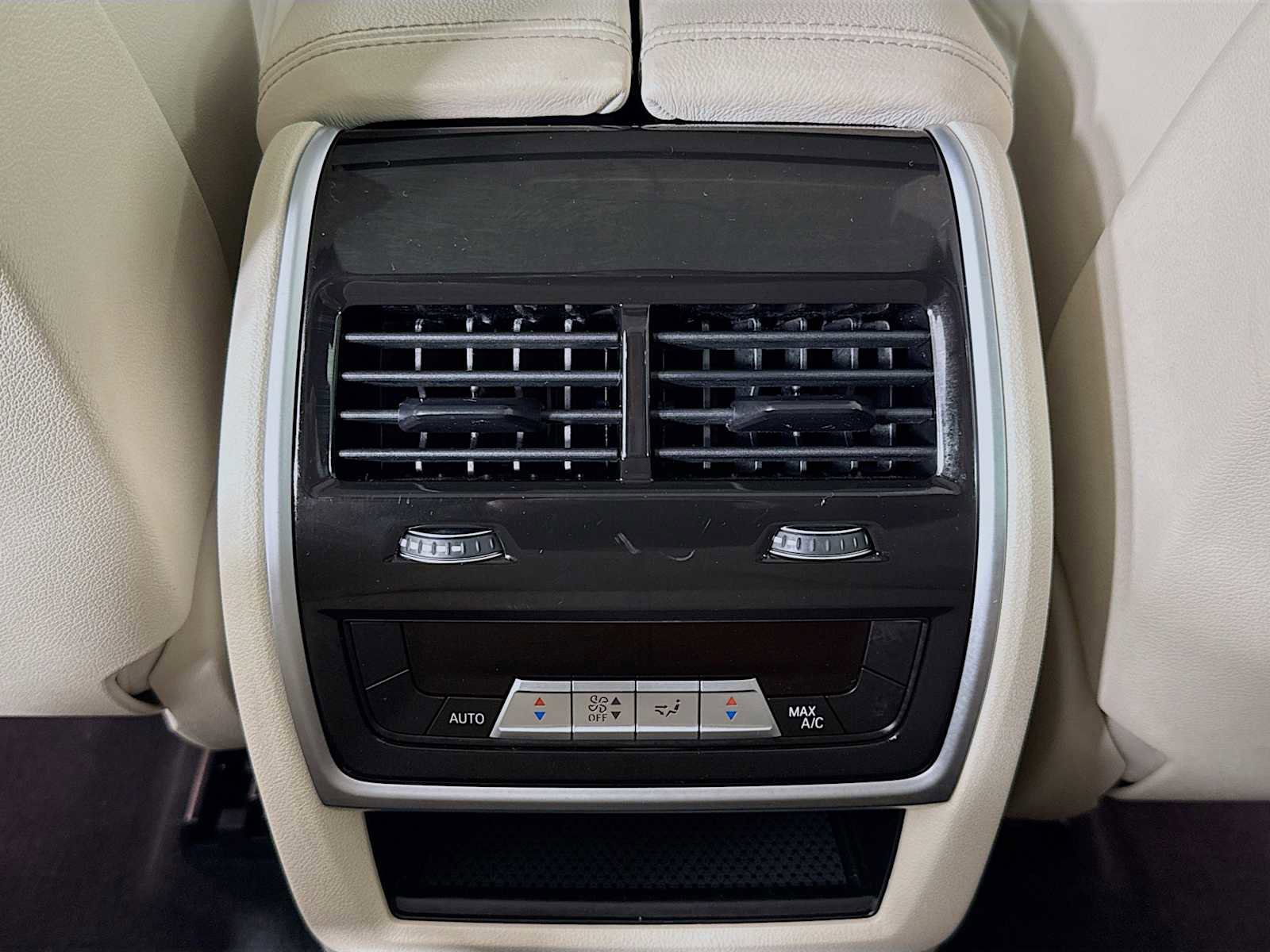 Used 2022 BMW X5 xDrive45e w/ M Sport Package image 23