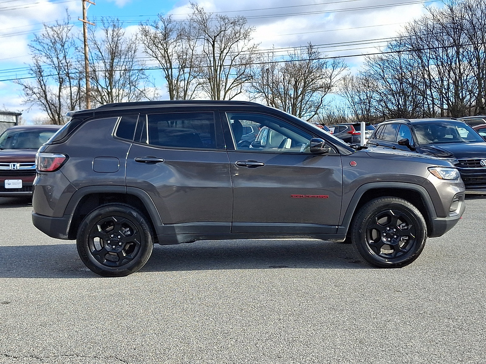 Used 2023 Jeep Compass Trailhawk image 7