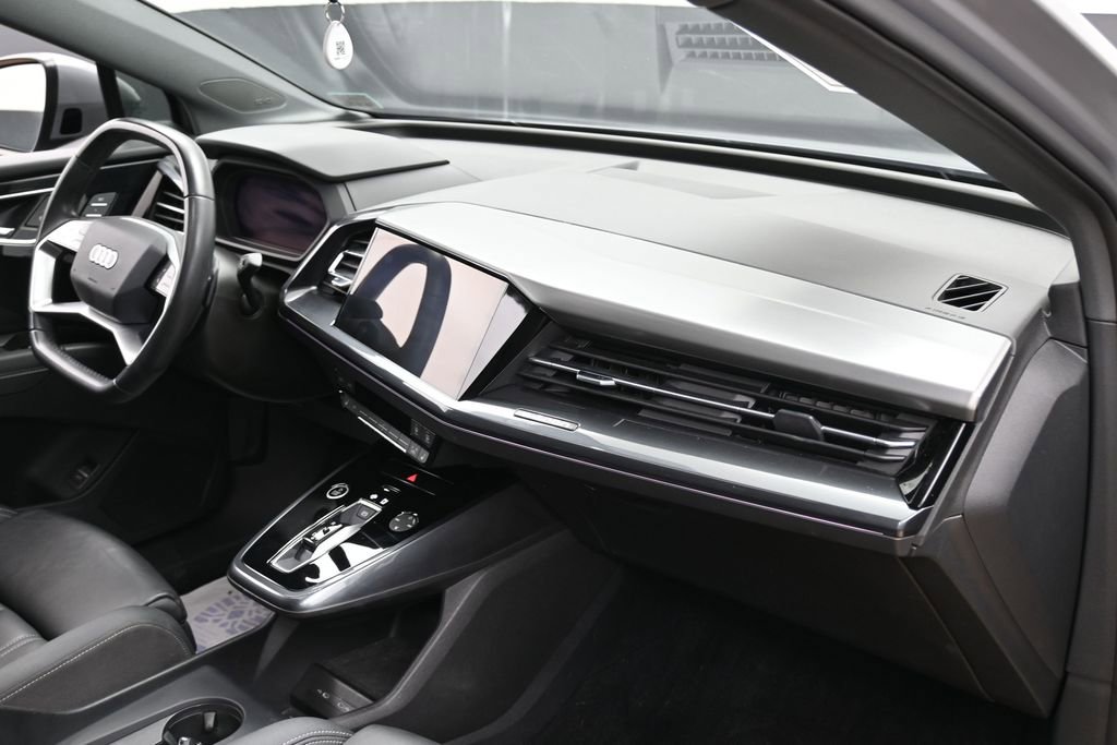 Used 2024 Audi Q4 e-tron Premium Plus w/ Premium Plus AWD/4WD image 36