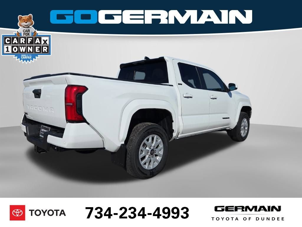 Used 2025 Toyota Tacoma SR5 AWD/4WD image 8