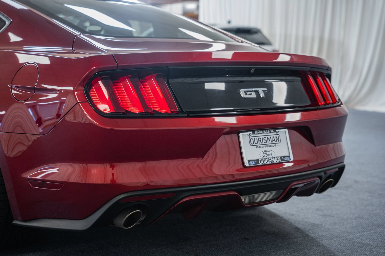 Used 2017 Ford Mustang GT Premium w/ GT Performance Package RWD image 6